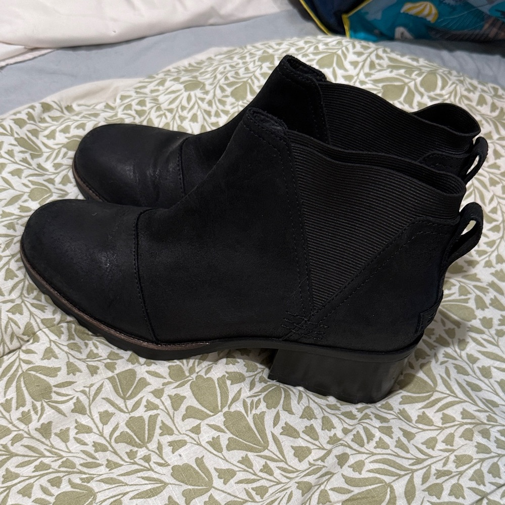 Black women’s sorel boots